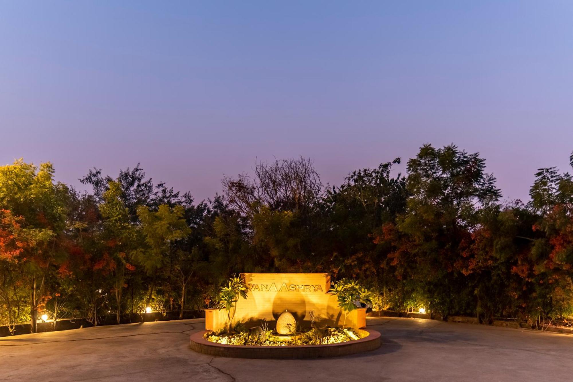 Vanaashrya Resort And Spa Sariska Tehla Экстерьер фото