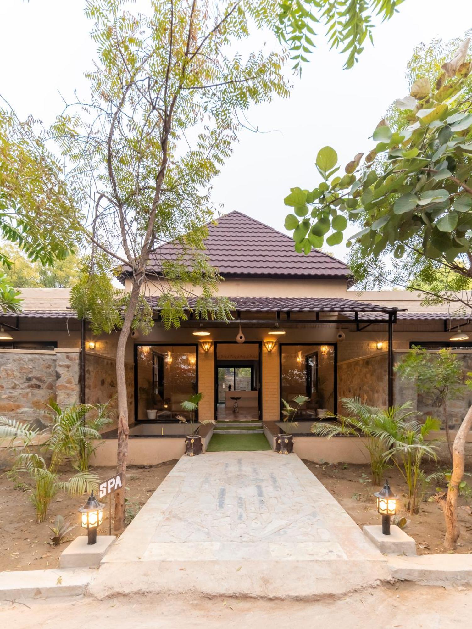 Vanaashrya Resort And Spa Sariska Tehla Экстерьер фото